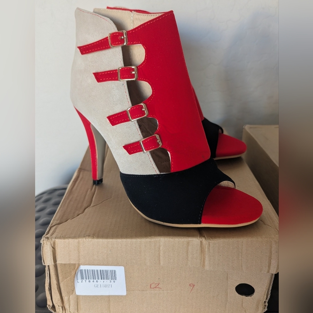 Stylish Red and Black Women's Heels
